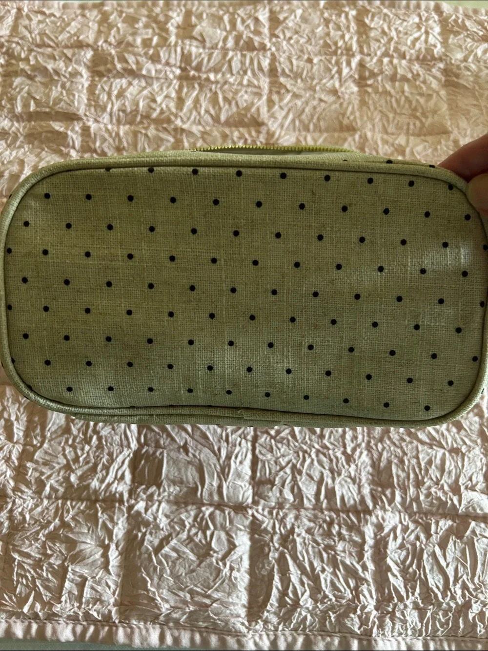 New Kate Spade Cream with Black Polka Dot Lunch Bag w/ Gold Zipper